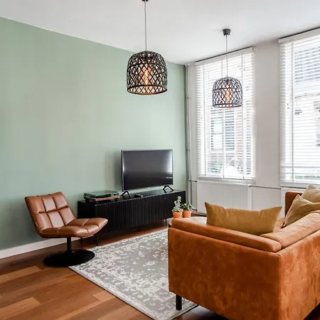 Casa By Sellas * زاندفورت