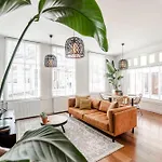 Casa By Sellas * Зандфорт